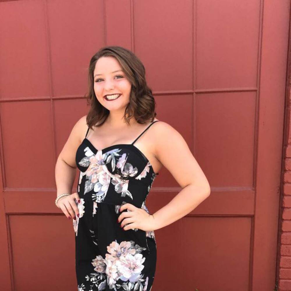 Meet your Posher, Alyssa